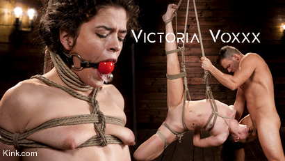 Victoria Voxxx: Fucked in Tight Bondage
